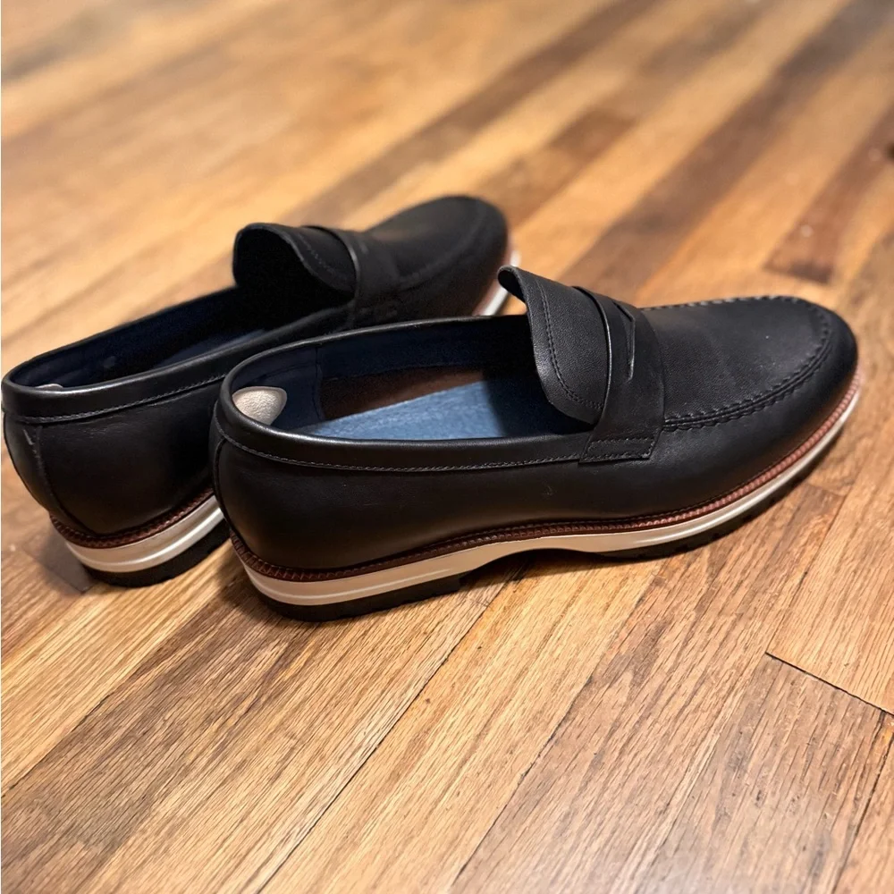 Ike Behar Black Leather Loafers Like New - Picture 5 of 10